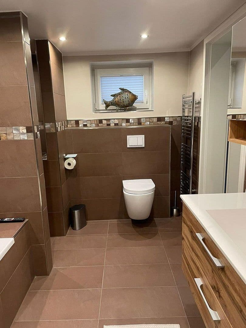 Predaj domu 440 m², pozemek 440 m², Krummhörn, Dolné Sasko Predaj domu 440 m², pozemek 440 m², Krummhörn, Dolné Sasko