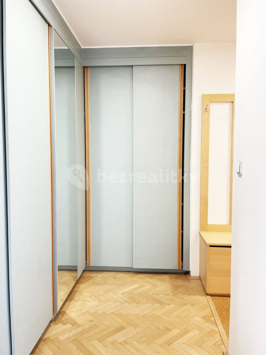 Prenájom bytu 2-izbový 50 m², Ke Dvoru, Praha, Praha Prenájom bytu 2-izbový 50 m², Ke Dvoru, Praha, Praha