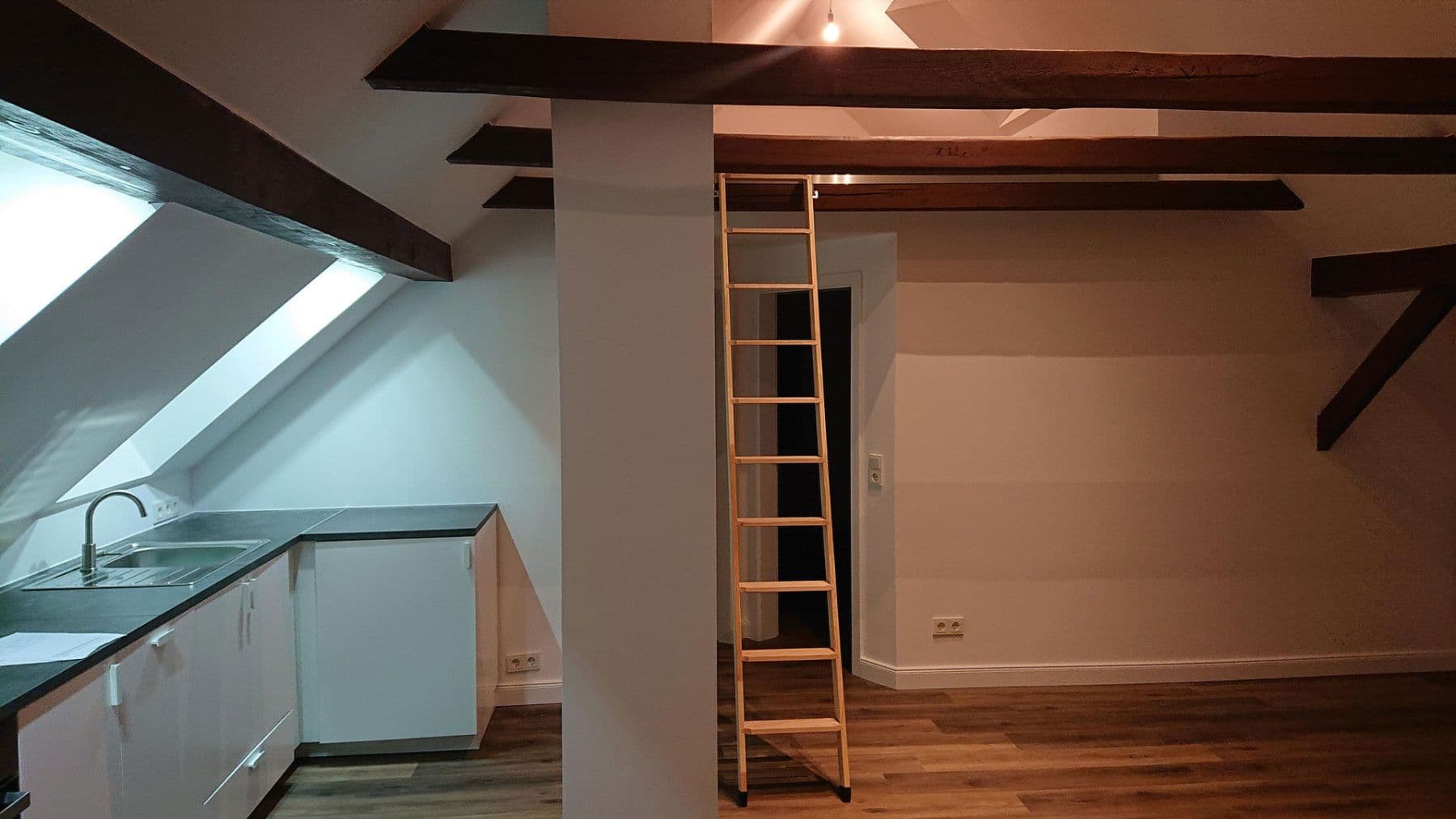 Prenájom bytu 3-izbový 60 m², Lange Straße 35, Nordenham, Dolné Sasko Prenájom bytu 3-izbový 60 m², Lange Straße 35, Nordenham, Dolné Sasko