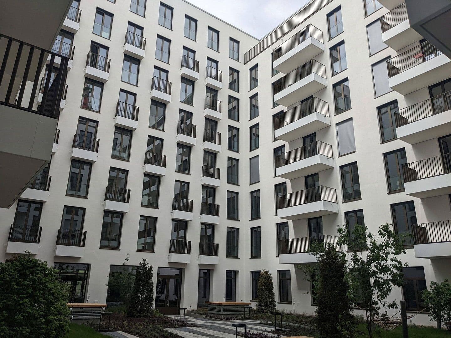Prenájom bytu 2-izbový 56 m², Mühlenstraße 20, Berlin, Berlín Prenájom bytu 2-izbový 56 m², Mühlenstraße 20, Berlin, Berlín