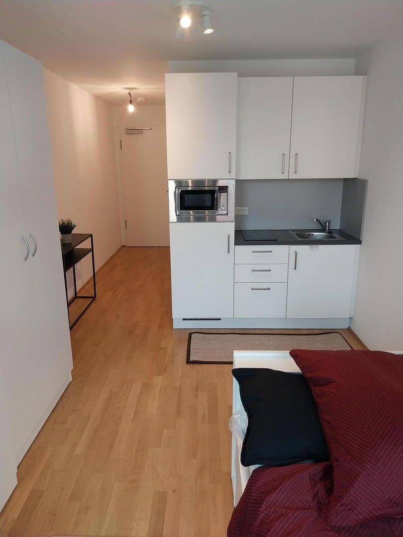 Prenájom bytu 1-izbový 24 m², Rudower Chaussee 32, Berlin, Berlín Prenájom bytu 1-izbový 24 m², Rudower Chaussee 32, Berlin, Berlín
