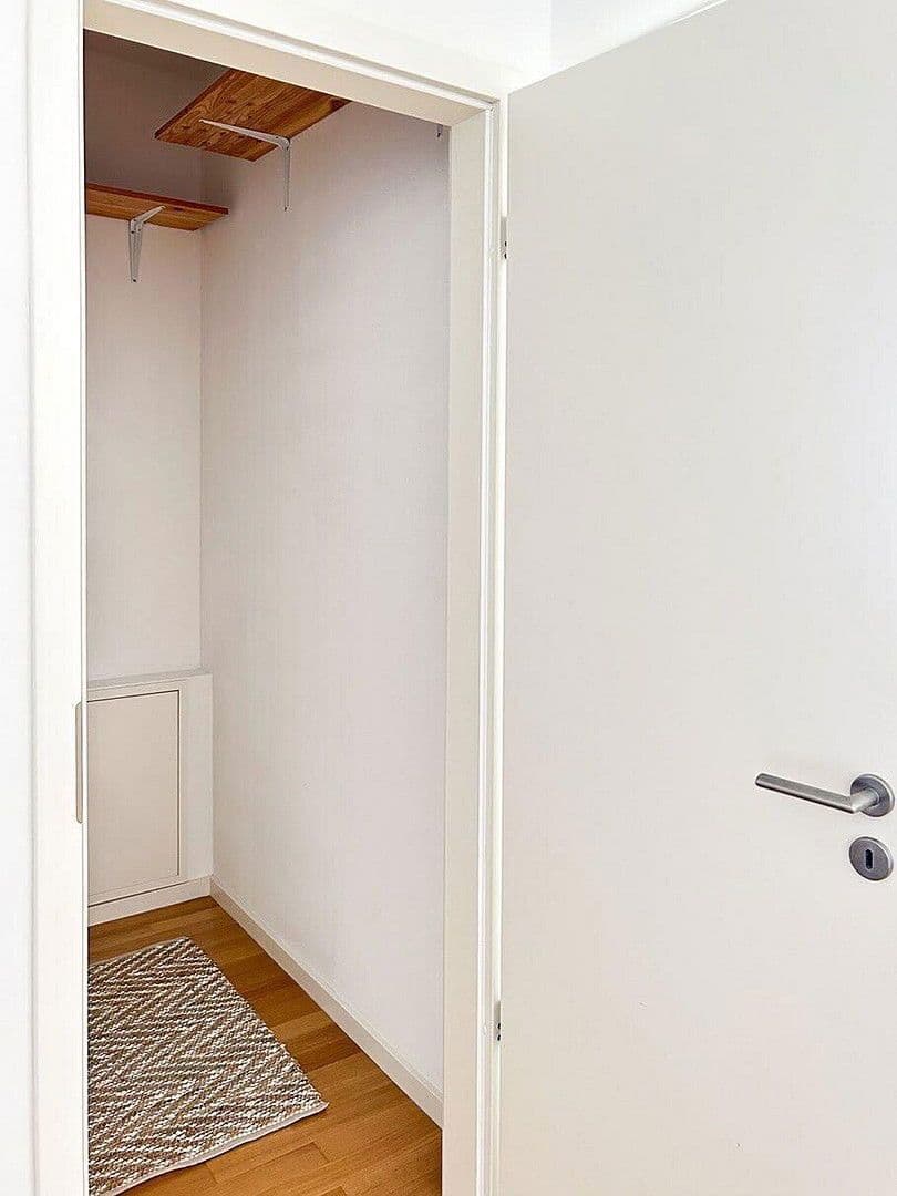 Predaj bytu 2-izbový 56 m², Berlin, Berlín Predaj bytu 2-izbový 56 m², Berlin, Berlín