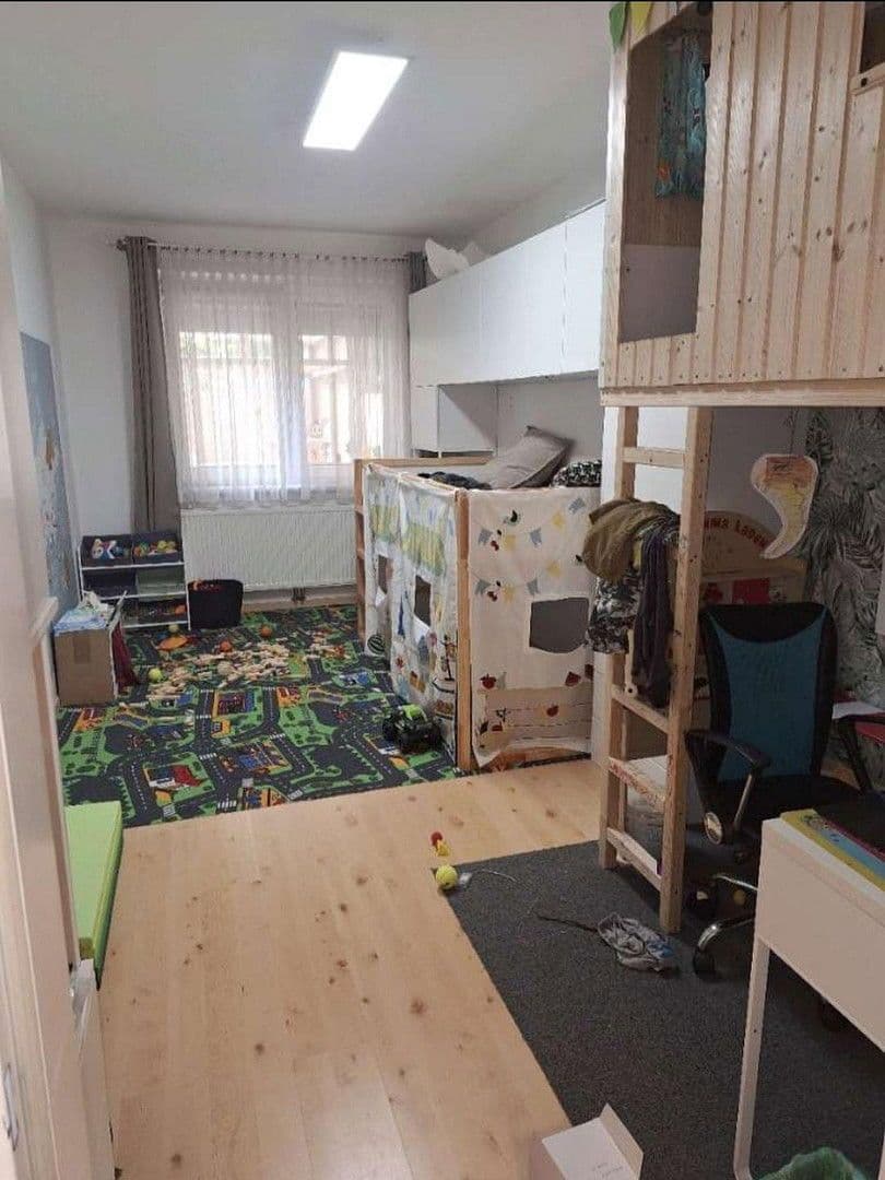 Prenájom bytu 3-izbový 78 m², Helenenstrasse, Baden bei Wien, Dolné Rakúsko Prenájom bytu 3-izbový 78 m², Helenenstrasse, Baden bei Wien, Dolné Rakúsko