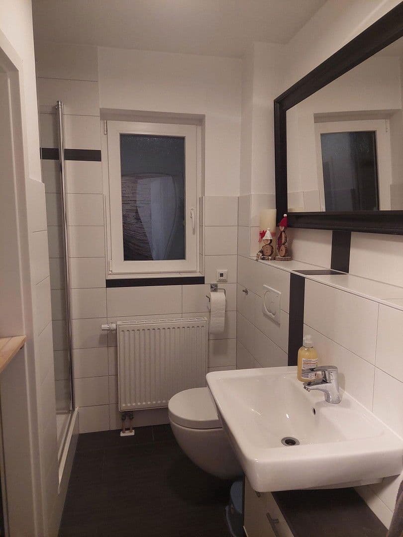 Predaj domu 110 m², pozemek 412 m², Oppenheim, Porýnie-Falcko Predaj domu 110 m², pozemek 412 m², Oppenheim, Porýnie-Falcko