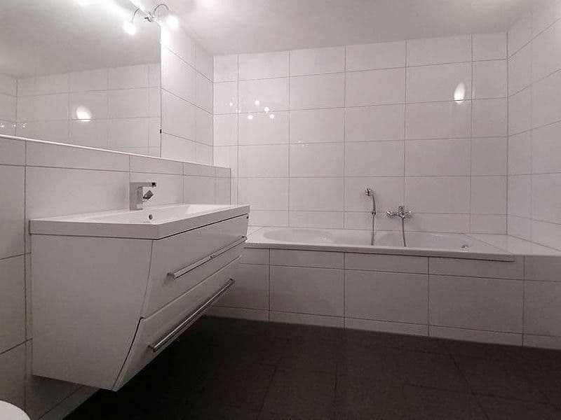 Prenájom bytu 4-izbový 166 m², Düsseldorf, Severné Porýnie - Westfálsko Prenájom bytu 4-izbový 166 m², Düsseldorf, Severné Porýnie - Westfálsko