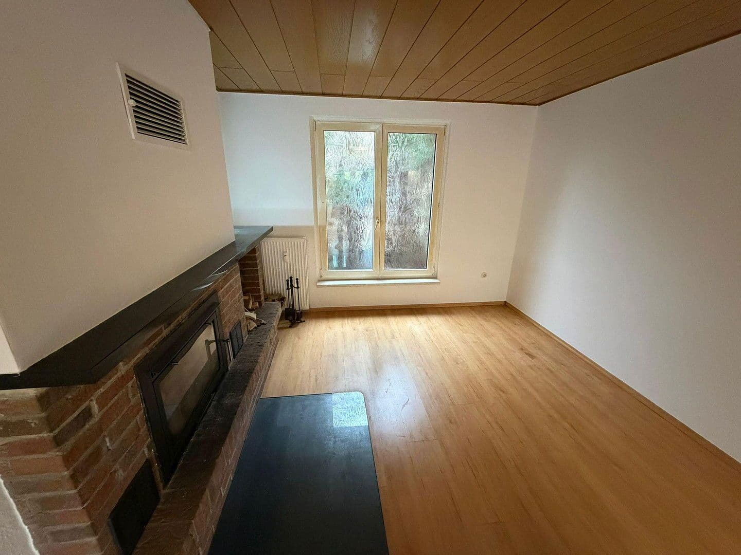 Prenájom bytu 2-izbový 90 m², Gifhorn, Dolné Sasko Prenájom bytu 2-izbový 90 m², Gifhorn, Dolné Sasko