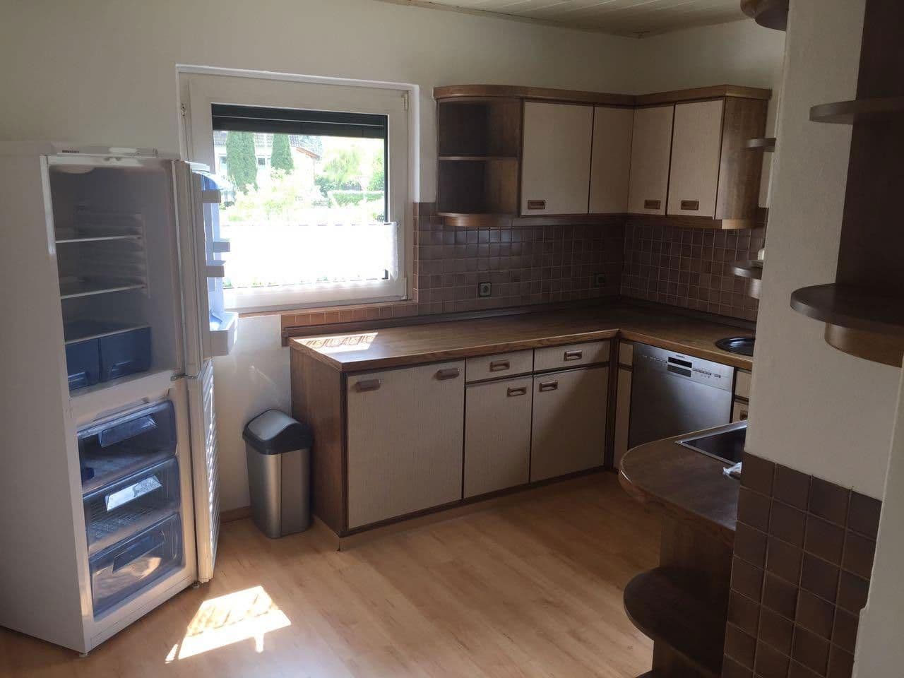 Prenájom bytu 2-izbový 90 m², Gifhorn, Dolné Sasko Prenájom bytu 2-izbový 90 m², Gifhorn, Dolné Sasko