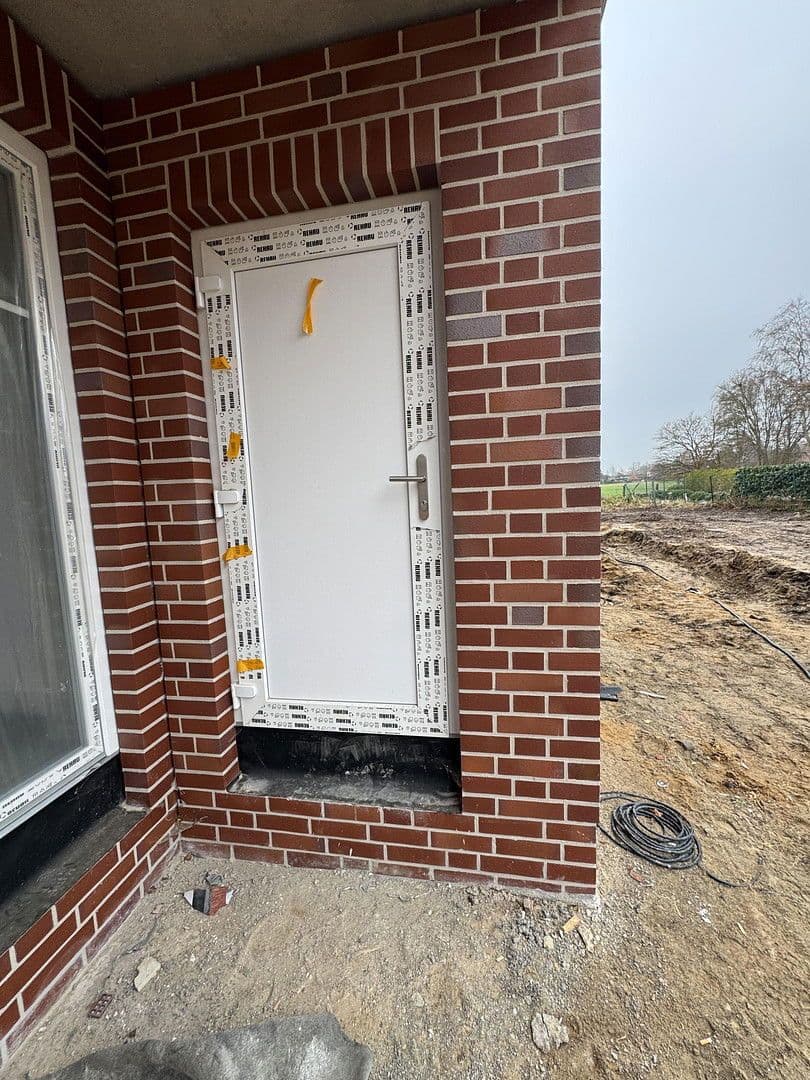 Prenájom bytu 3-izbový 88 m², Hauptstr. 6, Brackel, Dolné Sasko Prenájom bytu 3-izbový 88 m², Hauptstr. 6, Brackel, Dolné Sasko