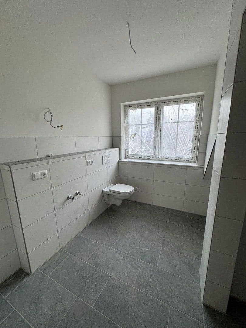 Prenájom bytu 4-izbový 95 m², Brackel, Dolné Sasko Prenájom bytu 4-izbový 95 m², Brackel, Dolné Sasko