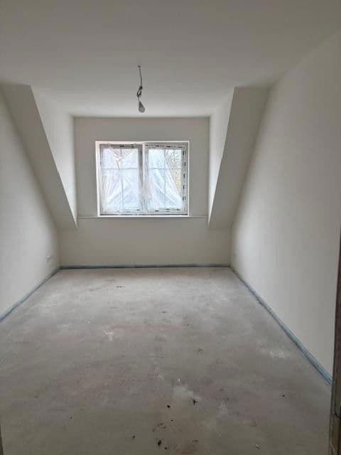 Prenájom bytu 4-izbový 95 m², Brackel, Dolné Sasko Prenájom bytu 4-izbový 95 m², Brackel, Dolné Sasko