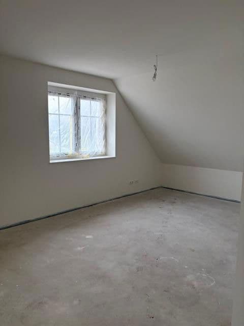 Prenájom bytu 4-izbový 95 m², Brackel, Dolné Sasko Prenájom bytu 4-izbový 95 m², Brackel, Dolné Sasko