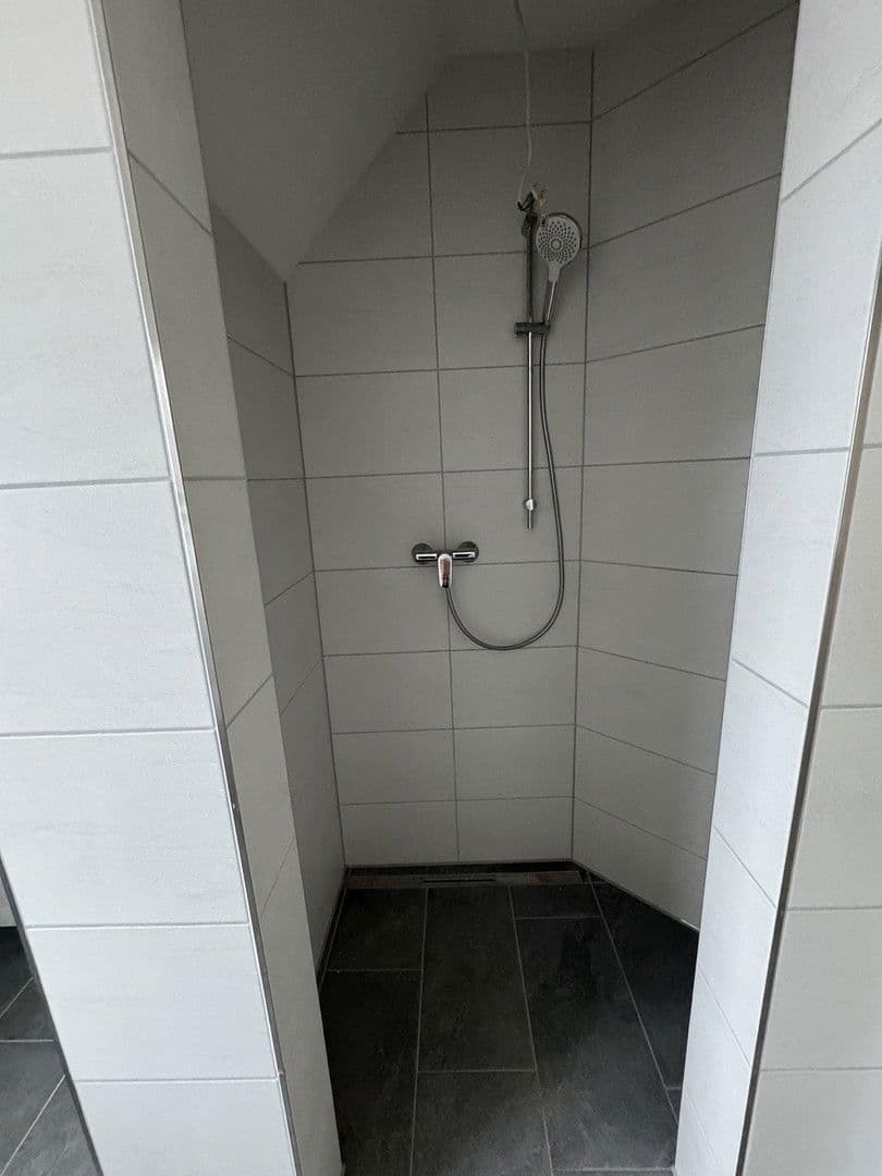 Prenájom bytu 4-izbový 95 m², Brackel, Dolné Sasko Prenájom bytu 4-izbový 95 m², Brackel, Dolné Sasko