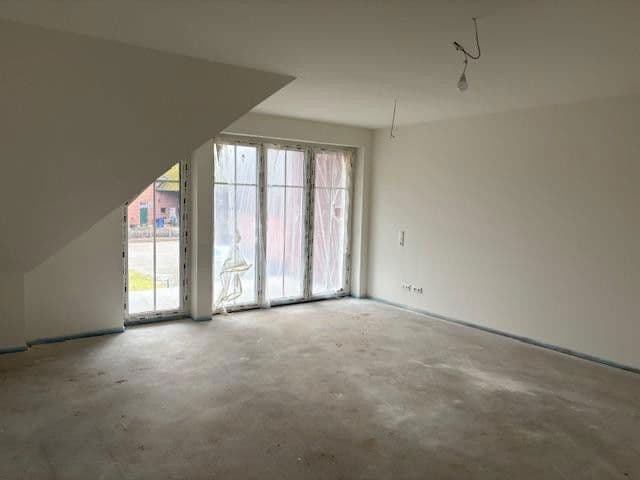 Prenájom bytu 4-izbový 95 m², Brackel, Dolné Sasko Prenájom bytu 4-izbový 95 m², Brackel, Dolné Sasko