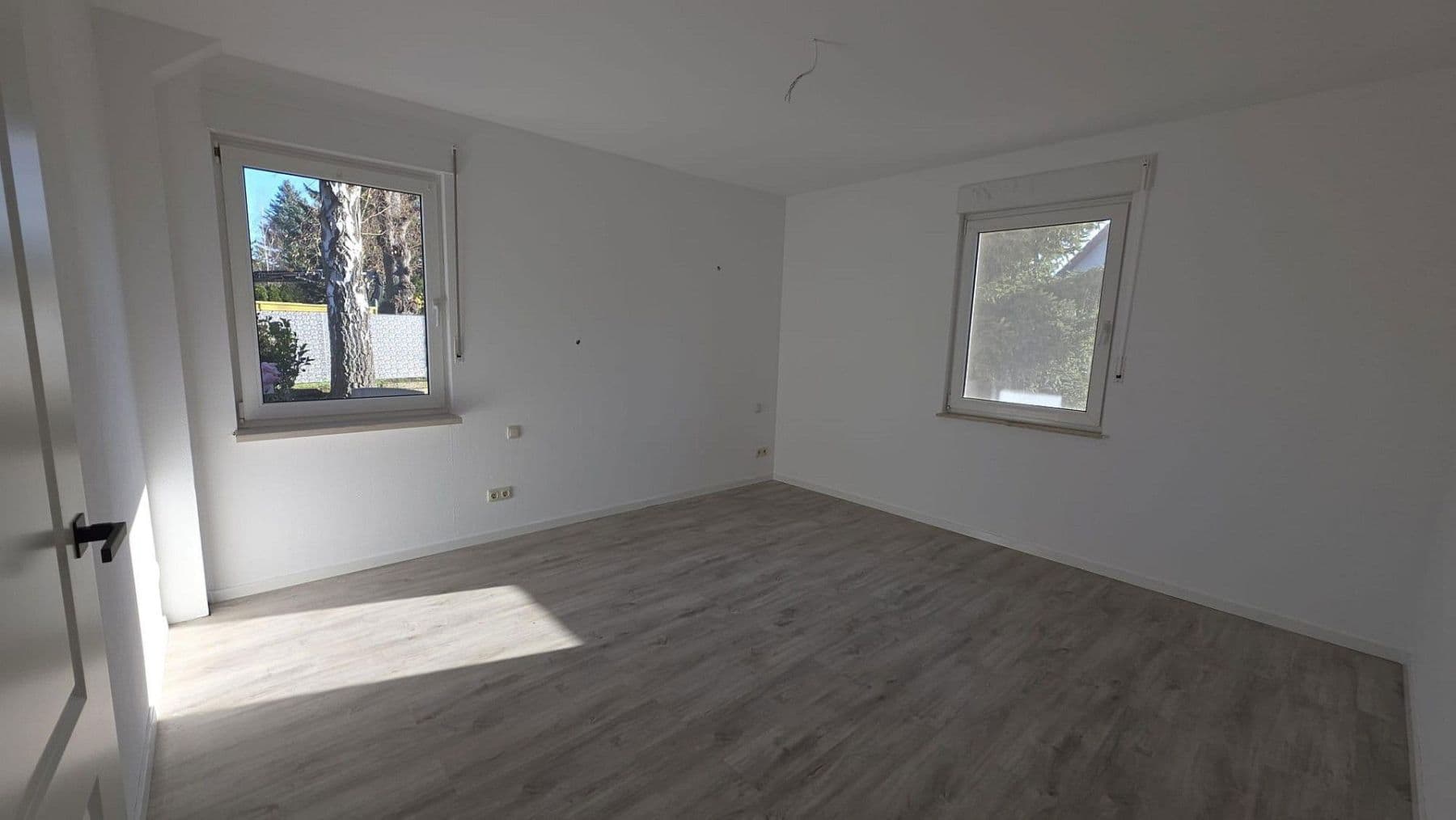 Prenájom bytu 3-izbový 91 m², Berlin, Berlín Prenájom bytu 3-izbový 91 m², Berlin, Berlín