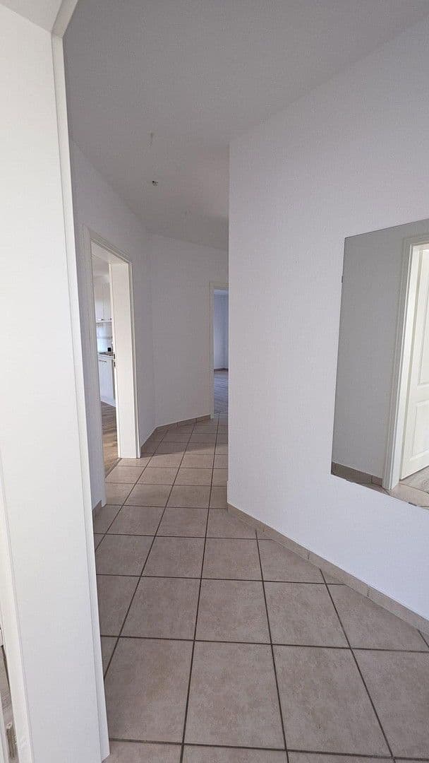 Prenájom bytu 3-izbový 91 m², Berlin, Berlín Prenájom bytu 3-izbový 91 m², Berlin, Berlín