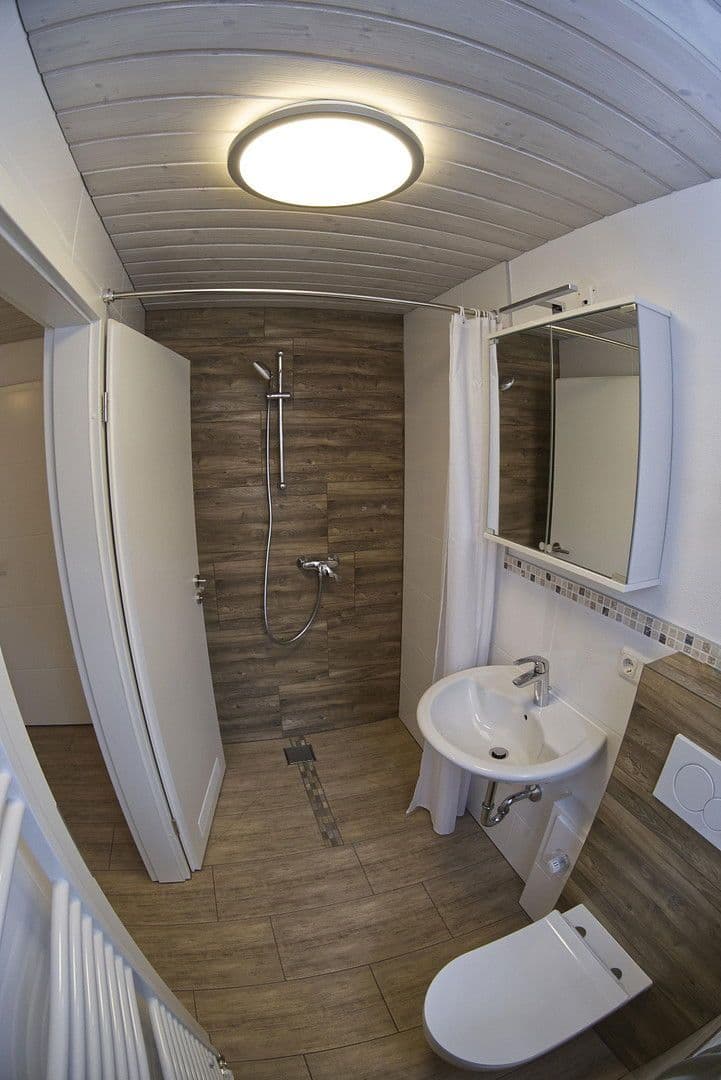 Prenájom bytu 5-izbový 129 m², Starnberg, Bavorsko Prenájom bytu 5-izbový 129 m², Starnberg, Bavorsko