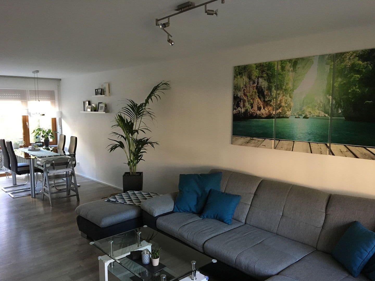 Predaj bytu 3-izbový 92 m², Filderstadt, Bádensko-Wurttembersko Predaj bytu 3-izbový 92 m², Filderstadt, Bádensko-Wurttembersko