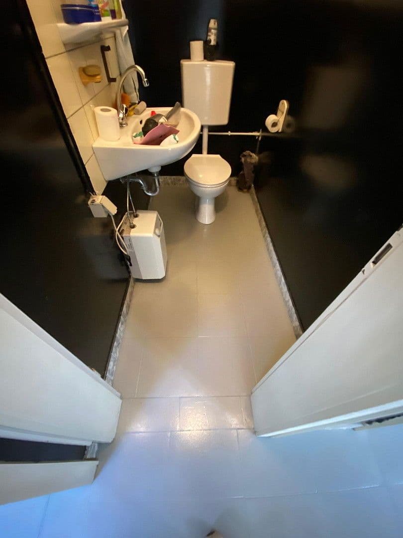 Prenájom nebytového priestoru 84 m², Nördliche Lohstraße 40, Krefeld, Severné Porýnie - Westfálsko Prenájom nebytového priestoru 84 m², Nördliche Lohstraße 40, Krefeld, Severné Porýnie - Westfálsko