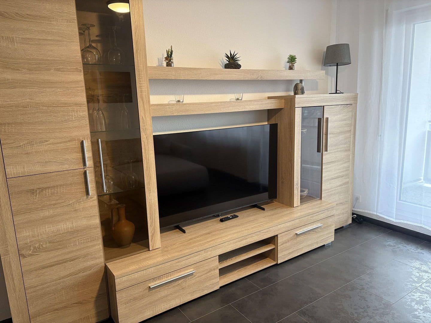 Prenájom bytu 2-izbový 59 m², Stuttgart, Bádensko-Wurttembersko Prenájom bytu 2-izbový 59 m², Stuttgart, Bádensko-Wurttembersko