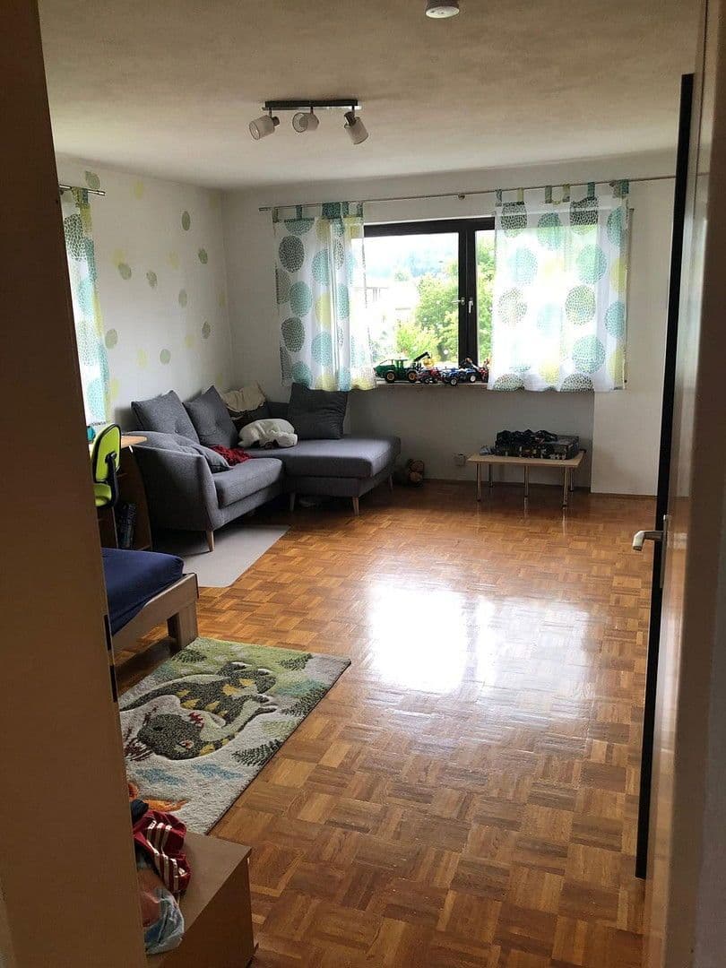 Predaj domu 200 m², pozemek 1.100 m², Tittling, Bavorsko Predaj domu 200 m², pozemek 1.100 m², Tittling, Bavorsko