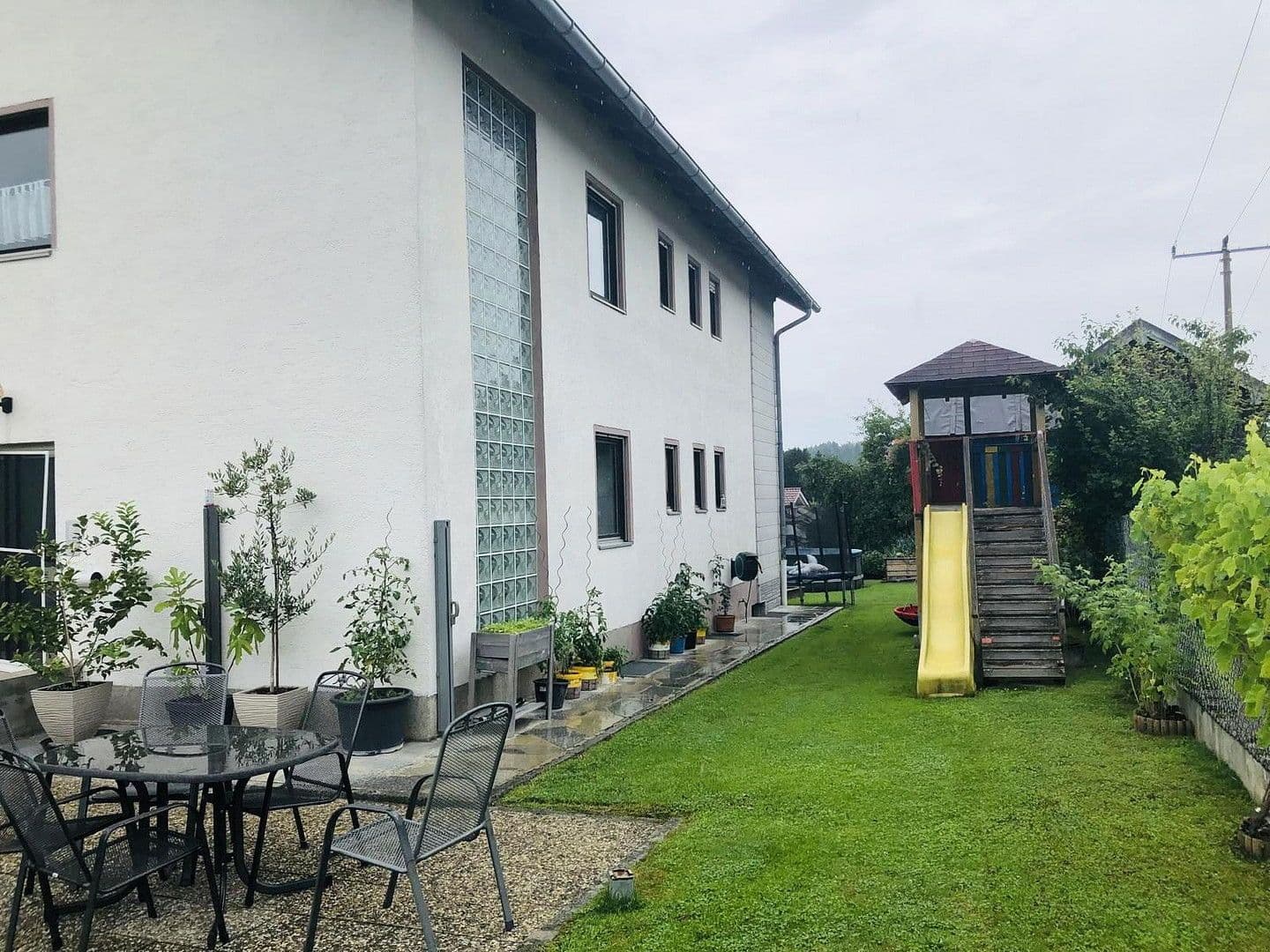 Predaj domu 200 m², pozemek 1.100 m², Tittling, Bavorsko Predaj domu 200 m², pozemek 1.100 m², Tittling, Bavorsko