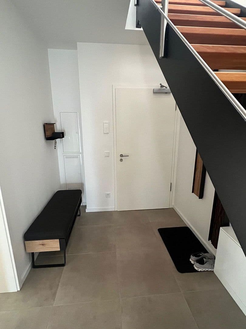 Prenájom bytu 4-izbový 189 m², Carl-Adam-Petri-Straße, Brandenburg - Potsdam, Brandenbursko Prenájom bytu 4-izbový 189 m², Carl-Adam-Petri-Straße, Brandenburg - Potsdam, Brandenbursko