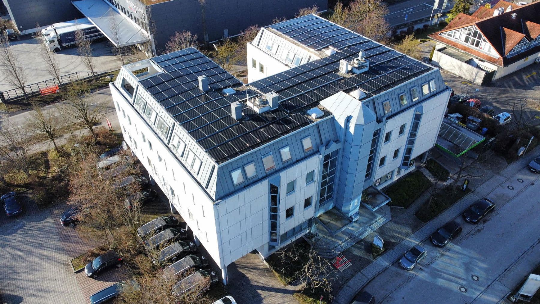 Prenájom kancelárie 74 m², Max-Planck-Straße 17, Unterschleißheim, Bavorsko Prenájom kancelárie 74 m², Max-Planck-Straße 17, Unterschleißheim, Bavorsko