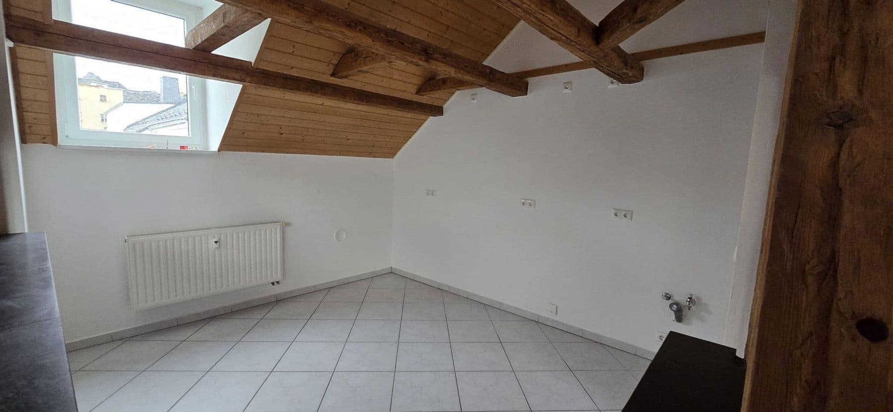 Prenájom bytu 3-izbový 108 m², Markt 5, Treuen, Sasko Prenájom bytu 3-izbový 108 m², Markt 5, Treuen, Sasko