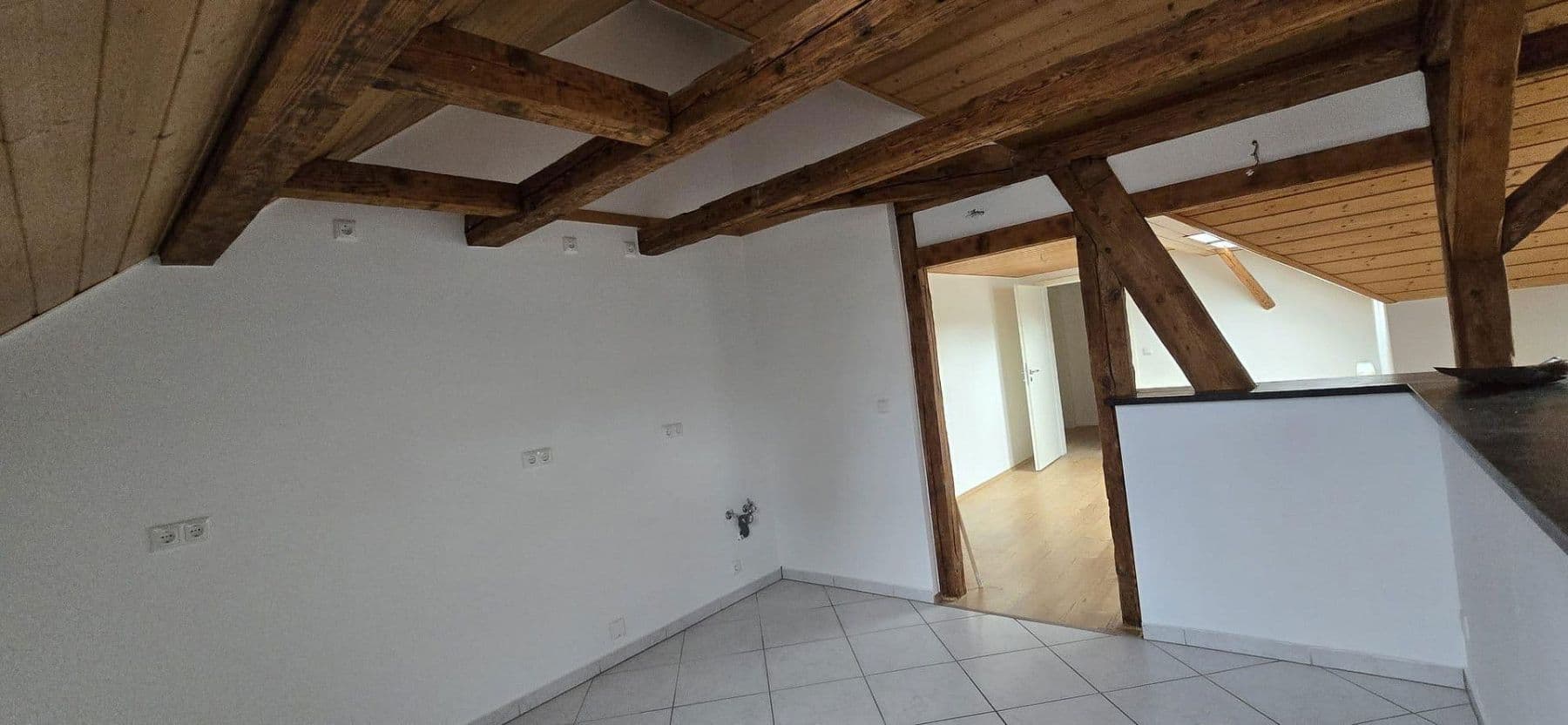 Prenájom bytu 3-izbový 108 m², Markt 5, Treuen, Sasko Prenájom bytu 3-izbový 108 m², Markt 5, Treuen, Sasko