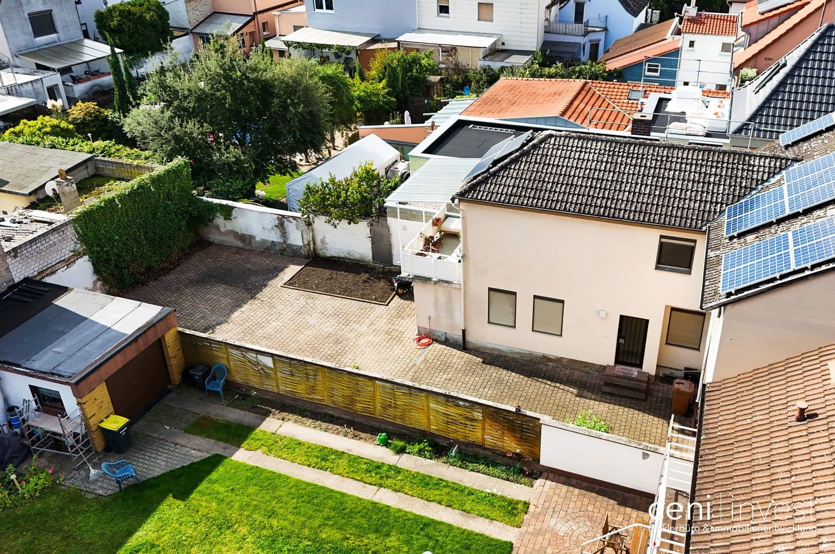 Predaj domu 158 m², pozemek 290 m², Dammbruchstraße 26, Ludwigshafen, Porýnie-Falcko Predaj domu 158 m², pozemek 290 m², Dammbruchstraße 26, Ludwigshafen, Porýnie-Falcko