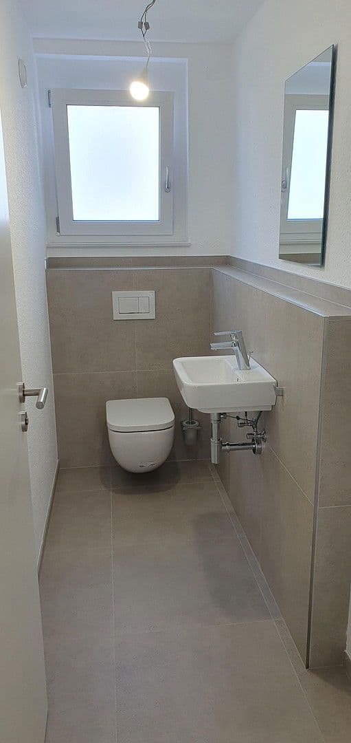 Prenájom bytu 4-izbový 91 m², Grafenau, Bádensko-Wurttembersko Prenájom bytu 4-izbový 91 m², Grafenau, Bádensko-Wurttembersko