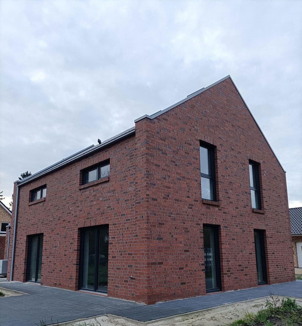 Prenájom domu 159 m², pozemek 870 m², Barßel, Dolné Sasko Prenájom domu 159 m², pozemek 870 m², Barßel, Dolné Sasko