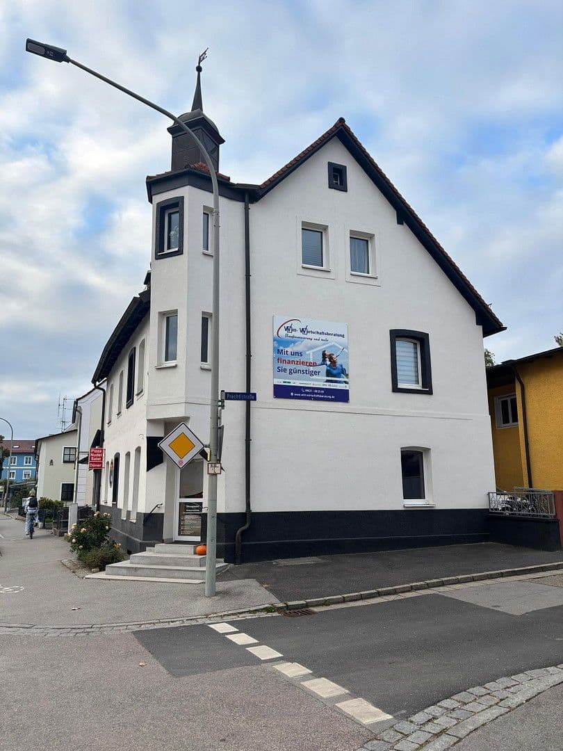 Prenájom bytu 3-izbový 103 m², Prechtlstr. 1, Kümmersbruck, Bavorsko Prenájom bytu 3-izbový 103 m², Prechtlstr. 1, Kümmersbruck, Bavorsko