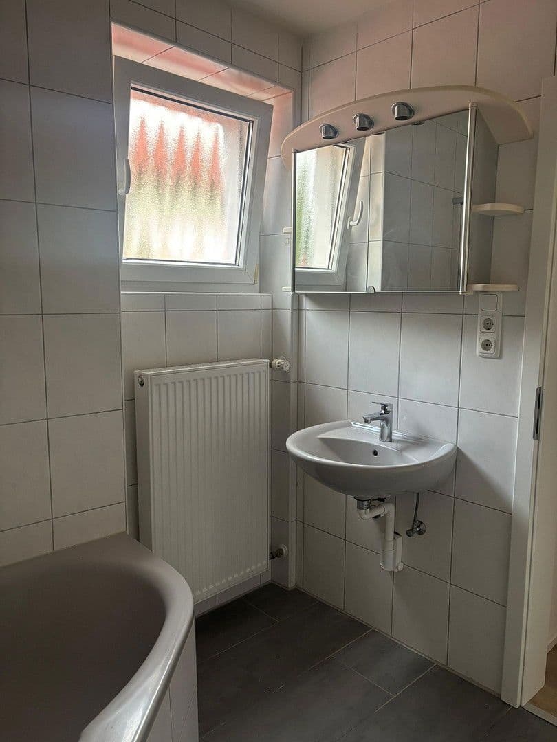 Prenájom bytu 3-izbový 103 m², Prechtlstr. 1, Kümmersbruck, Bavorsko Prenájom bytu 3-izbový 103 m², Prechtlstr. 1, Kümmersbruck, Bavorsko