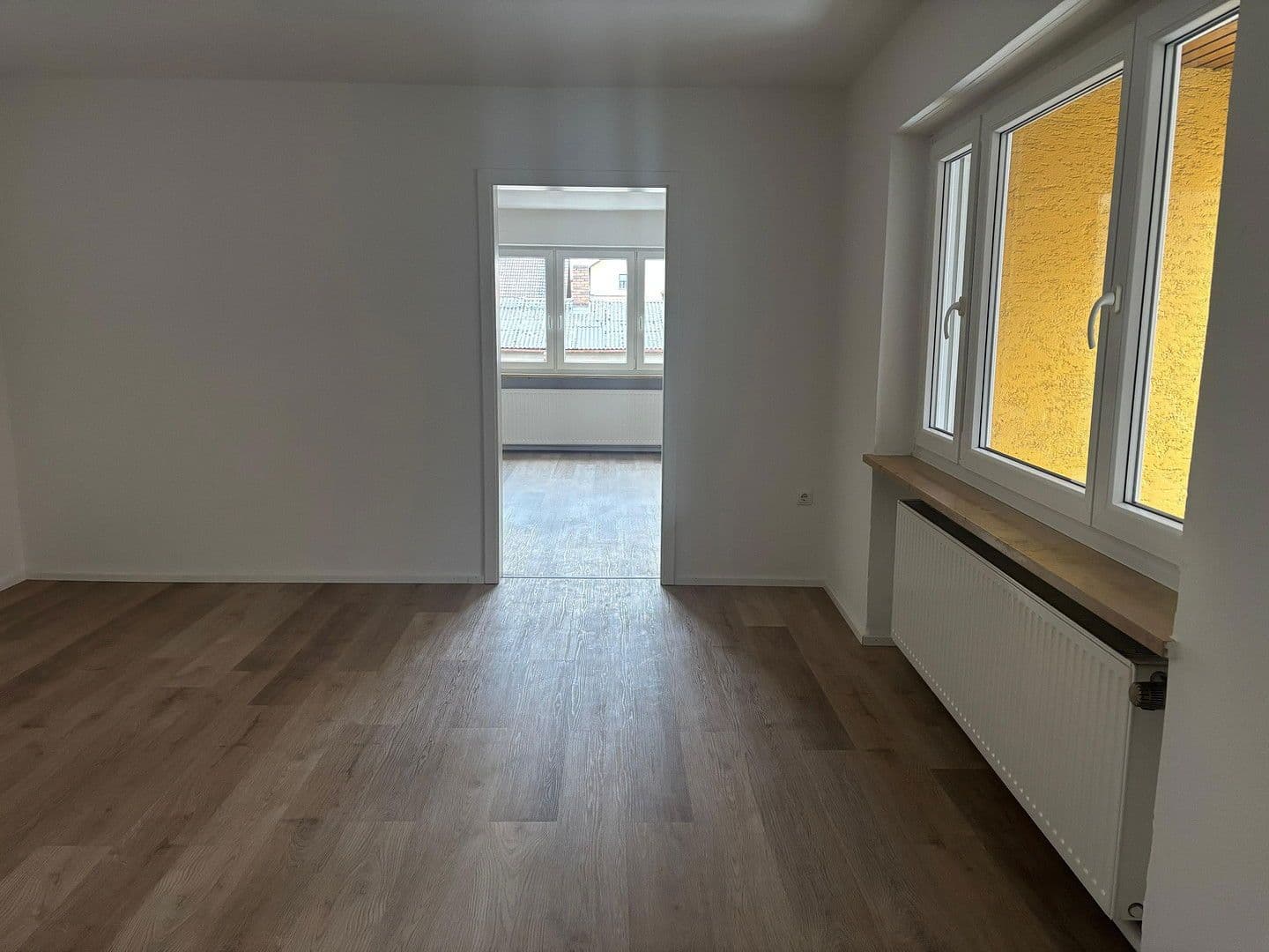 Prenájom bytu 3-izbový 103 m², Prechtlstr. 1, Kümmersbruck, Bavorsko Prenájom bytu 3-izbový 103 m², Prechtlstr. 1, Kümmersbruck, Bavorsko
