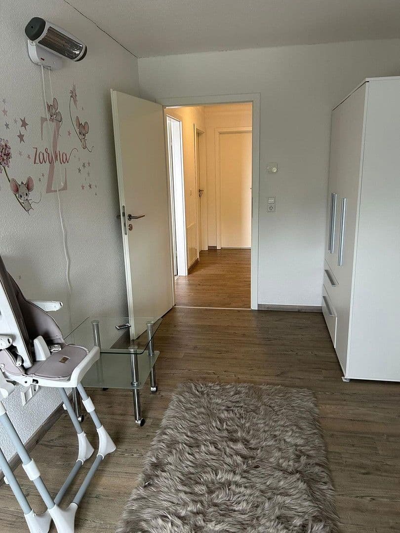 Predaj domu 145 m², pozemek 151 m², Rastatt, Bádensko-Wurttembersko Predaj domu 145 m², pozemek 151 m², Rastatt, Bádensko-Wurttembersko