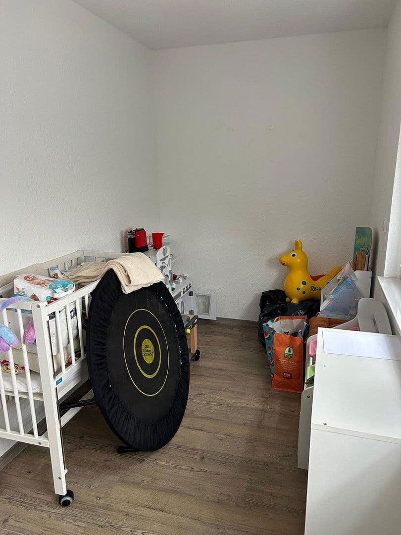 Predaj domu 145 m², pozemek 151 m², Rastatt, Bádensko-Wurttembersko Predaj domu 145 m², pozemek 151 m², Rastatt, Bádensko-Wurttembersko