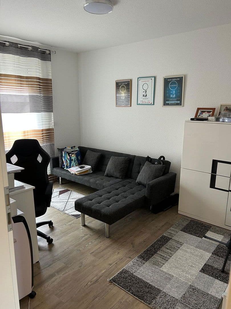 Predaj domu 145 m², pozemek 151 m², Rastatt, Bádensko-Wurttembersko Predaj domu 145 m², pozemek 151 m², Rastatt, Bádensko-Wurttembersko