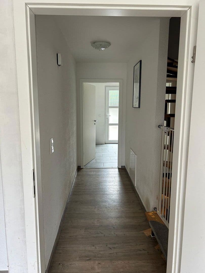 Predaj domu 145 m², pozemek 151 m², Rastatt, Bádensko-Wurttembersko Predaj domu 145 m², pozemek 151 m², Rastatt, Bádensko-Wurttembersko