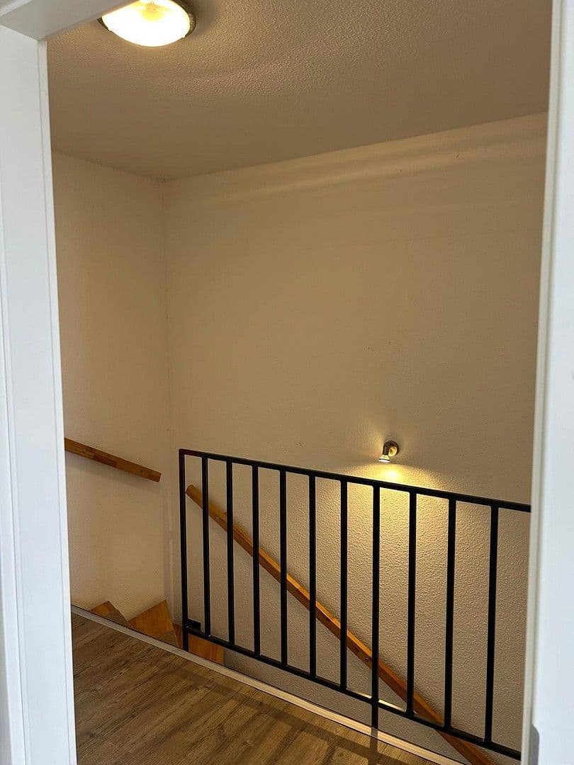 Predaj domu 145 m², pozemek 151 m², Rastatt, Bádensko-Wurttembersko Predaj domu 145 m², pozemek 151 m², Rastatt, Bádensko-Wurttembersko