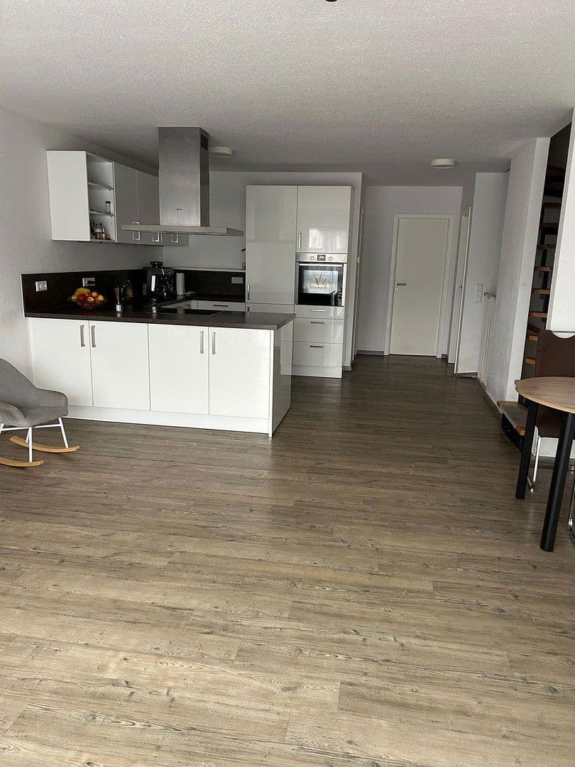 Predaj domu 145 m², pozemek 151 m², Rastatt, Bádensko-Wurttembersko Predaj domu 145 m², pozemek 151 m², Rastatt, Bádensko-Wurttembersko