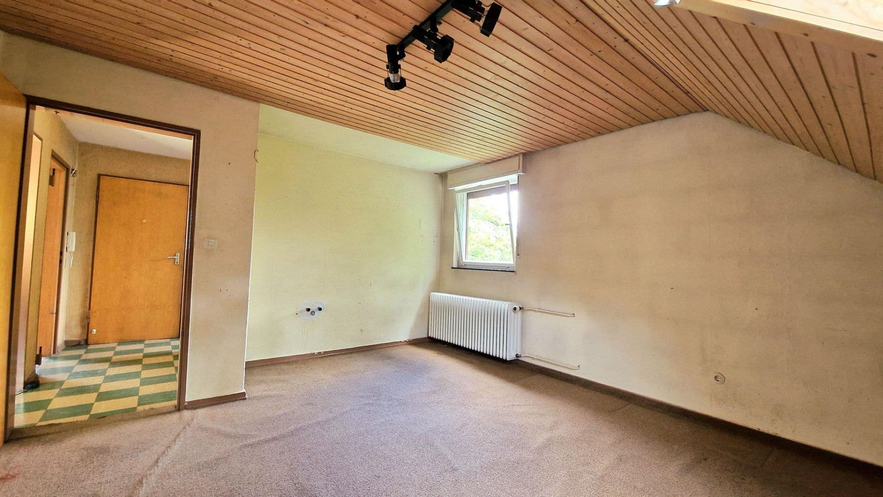 Predaj domu 180 m², pozemek 695 m², Mainz, Porýnie-Falcko Predaj domu 180 m², pozemek 695 m², Mainz, Porýnie-Falcko