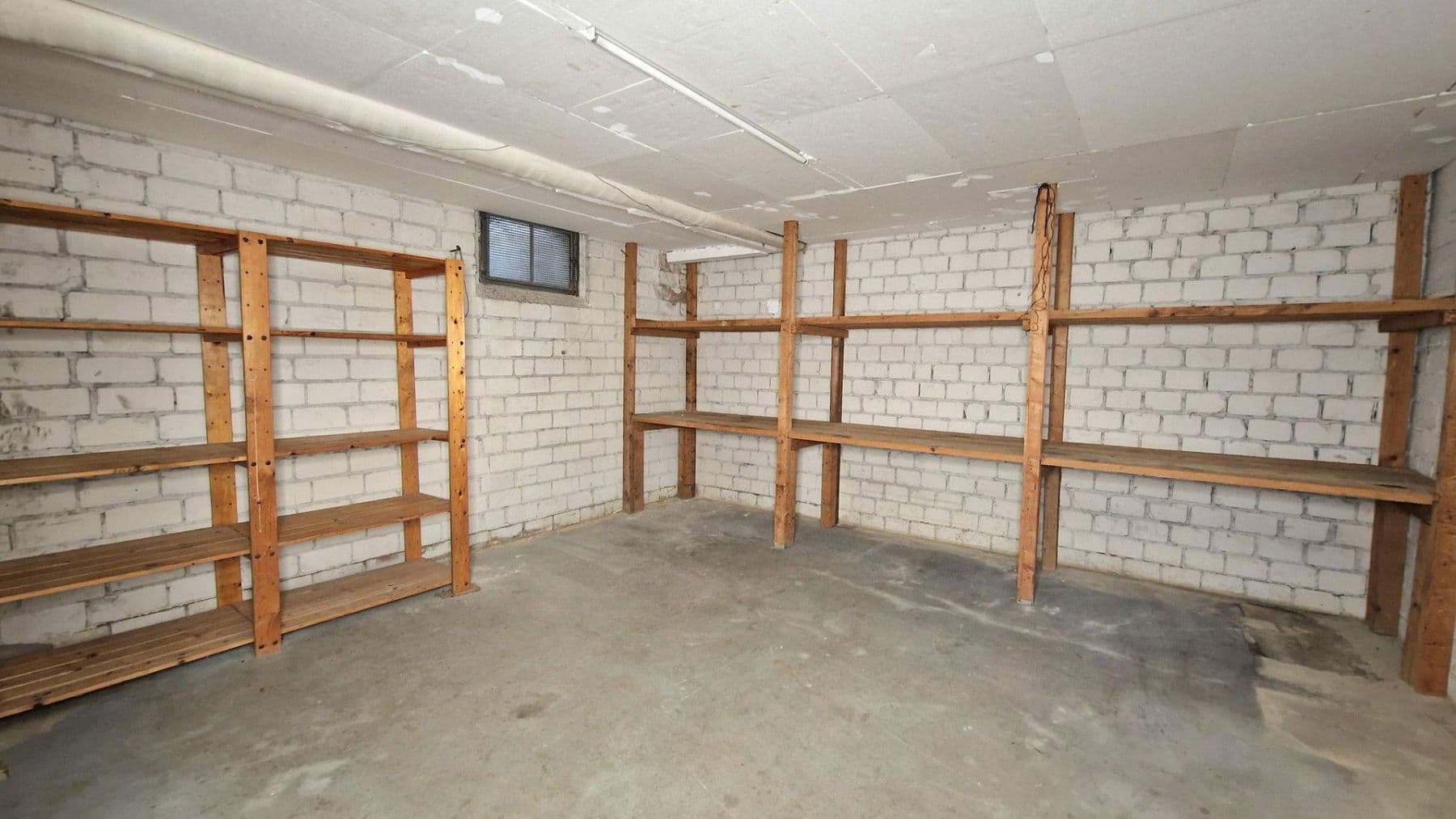 Predaj domu 180 m², pozemek 695 m², Mainz, Porýnie-Falcko Predaj domu 180 m², pozemek 695 m², Mainz, Porýnie-Falcko