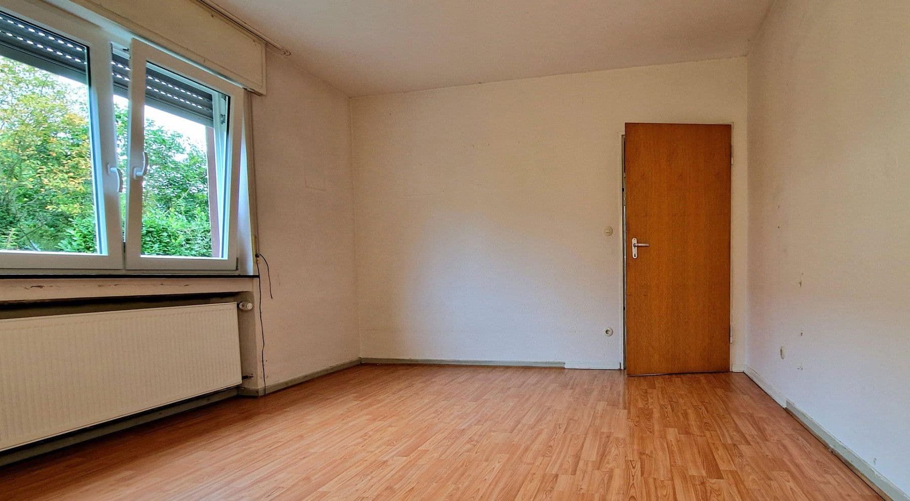 Predaj domu 180 m², pozemek 695 m², Mainz, Porýnie-Falcko Predaj domu 180 m², pozemek 695 m², Mainz, Porýnie-Falcko