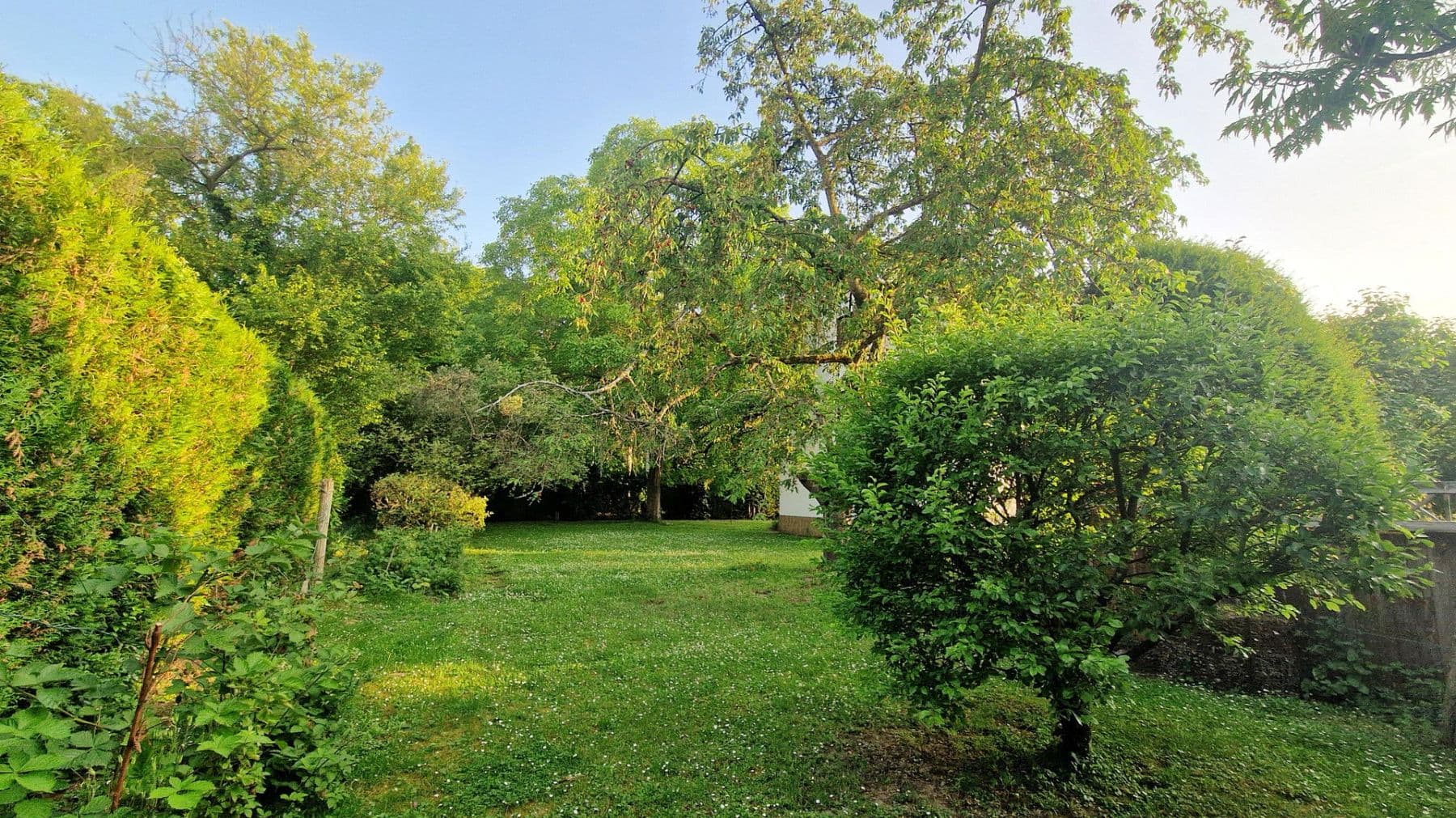 Predaj domu 180 m², pozemek 695 m², Mainz, Porýnie-Falcko Predaj domu 180 m², pozemek 695 m², Mainz, Porýnie-Falcko