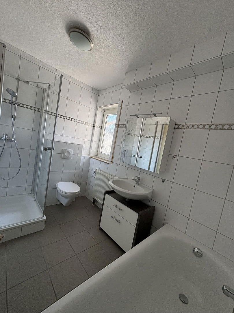 Predaj bytu 5-izbový 128 m², Ramstein-Miesenbach, Porýnie-Falcko Predaj bytu 5-izbový 128 m², Ramstein-Miesenbach, Porýnie-Falcko