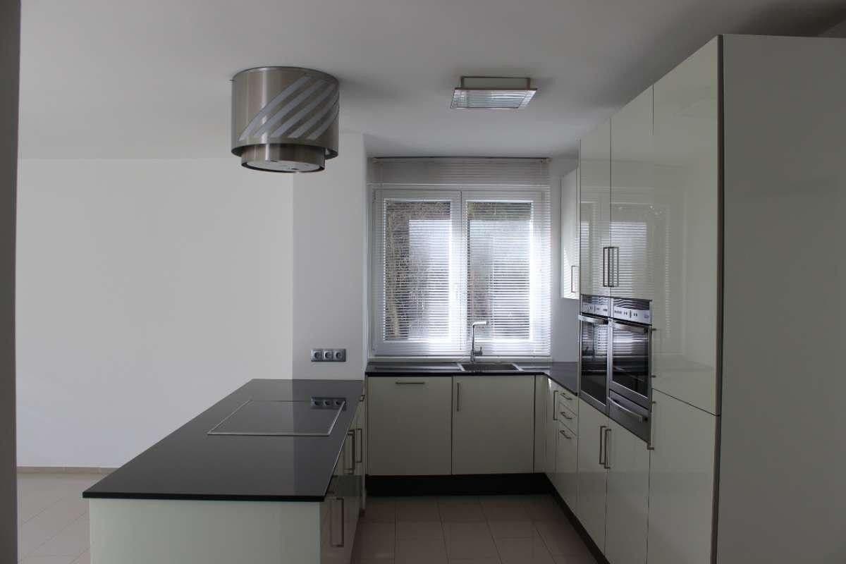 Predaj bytu 4-izbový 110 m², Wien, Viedeň Predaj bytu 4-izbový 110 m², Wien, Viedeň