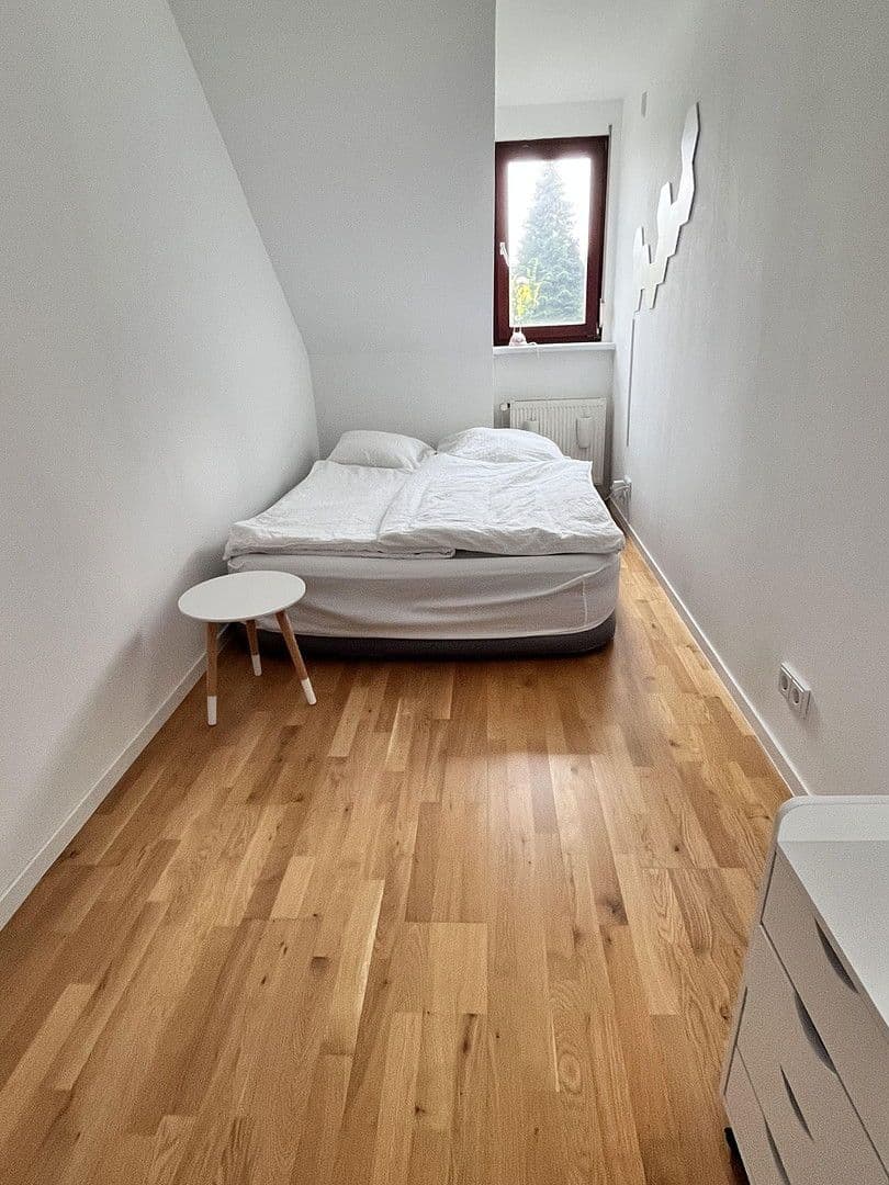 Prenájom domu 122 m², pozemek 265 m², Schenefeld, Šlezvicko-Holštajnsko Prenájom domu 122 m², pozemek 265 m², Schenefeld, Šlezvicko-Holštajnsko