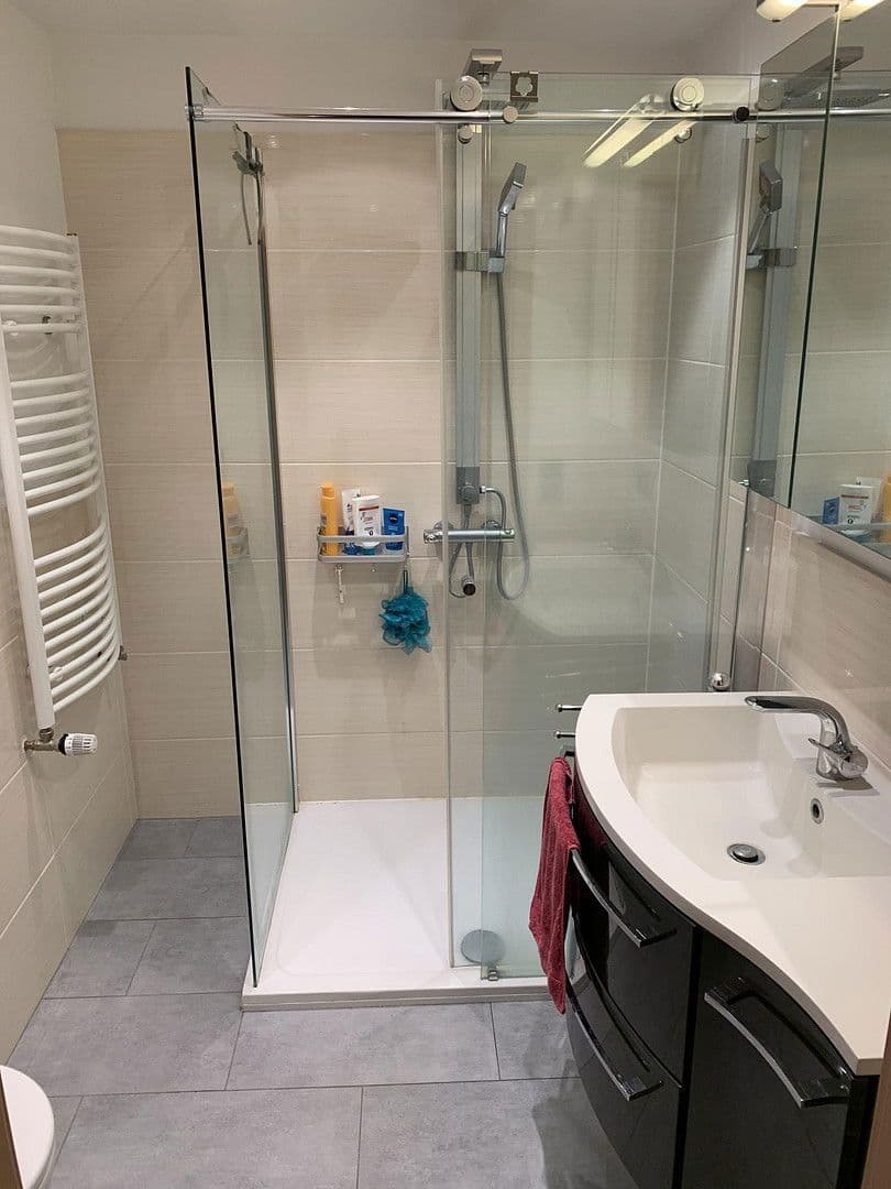 Prenájom domu 122 m², pozemek 265 m², Schenefeld, Šlezvicko-Holštajnsko Prenájom domu 122 m², pozemek 265 m², Schenefeld, Šlezvicko-Holštajnsko