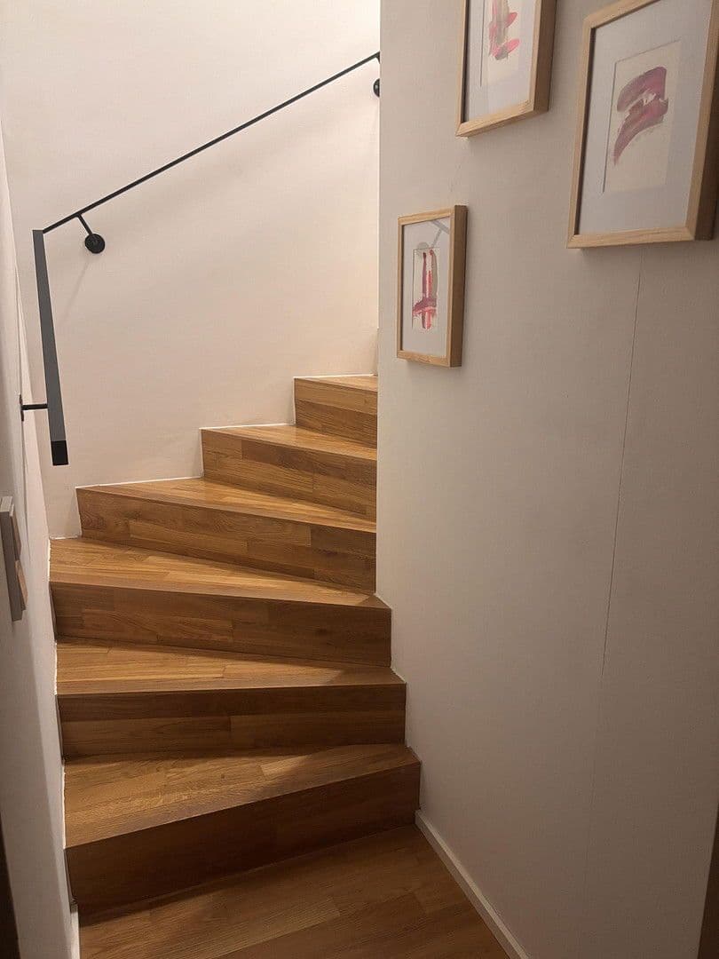 Predaj bytu 4-izbový 136 m², Berlin, Berlín Predaj bytu 4-izbový 136 m², Berlin, Berlín